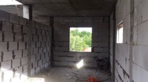 Строительство дома на склоне. Часть 2. Первый этаж, второй, крыша.