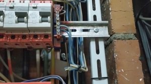 Аварийка. Кусь, кусь проводочки. Перед новым годом.