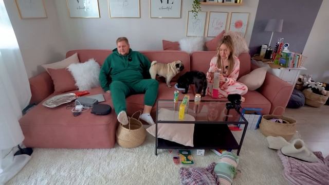 24 ЧАСА НА ДИВАНЕ ЧЕЛЛЕНДЖ! ТРЕЙДИМСЯ на ВКУСНЯШКИ! Играем в PS5! КТО ДОЛЬШЕ ПРОДЕРЖИТСЯ? смотреть онлайн