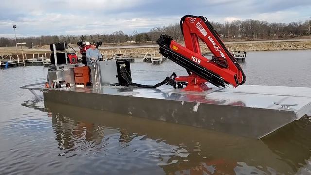 10'x30'x30" Aluminum barge with twin 200 hp Suzuki engines, Hydraulic knuckle boom. смотреть онлайн