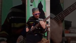 как звучит бас гитара в brutal death metal .only bass guitar brutal death metal