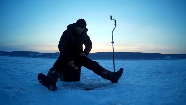 ВЕСЕННЯЯ РЫБАЛКА 2019. МАРТ. ЛОВИМ НА ВСЁ смотреть онлайн