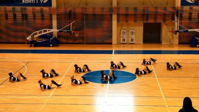 Фитнес фестиваль ВятГГУ 2015. ФЭУ. Силовая программа. смотреть онлайн