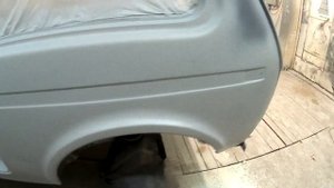 Нива(печалька). Пескоструим. Шпатлюем. Наносим распыляемый герметик и грунтуем. Часть5