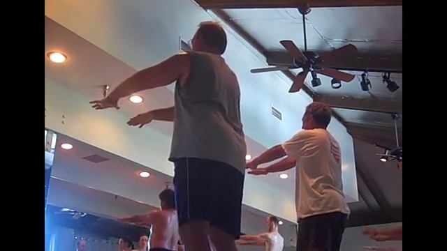 30 Straight Days of Bikram Yoga - Day 22 - Vertigo Can Happen смотреть онлайн