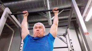 Как увеличить количество подтягиваний. Валерий Жумадилов.