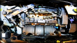 Как заменить свечи зажигания Citroen Berlingo 1.6 2012-2015год