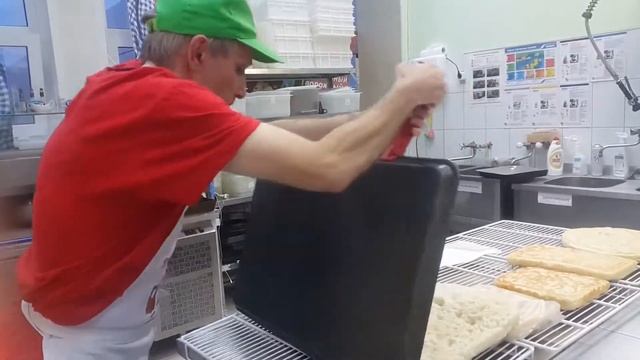 ВЫПЕКАНИЕ ПАРБЕЙК ТЕЛИЯ смотреть онлайн