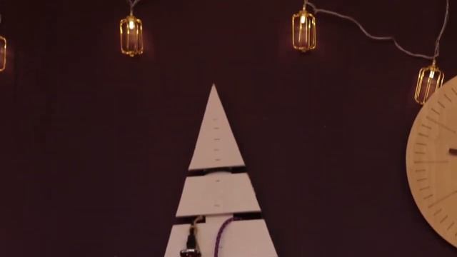 Новогоднее освещение дома и сада от магазина «РетроСвет» смотреть онлайн