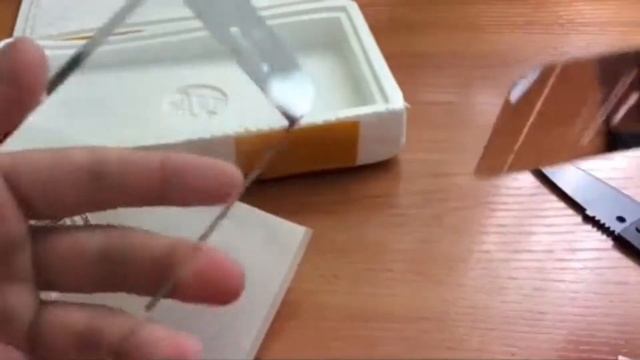 Посылка с сайта AliExpress | Защитные стекла для iPhone 5/5S/SE смотреть онлайн