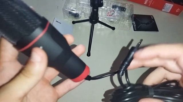 Novi mikrofon |GXT 212| смотреть онлайн