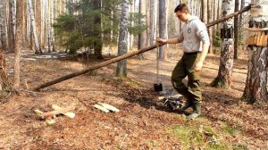 Как подвесить котелок | Как отмыть котелок - Bushcraft Lean-to Pot Hanger | Cleaning Pot