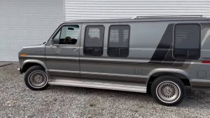 1982 Ford Econoline Passenger van