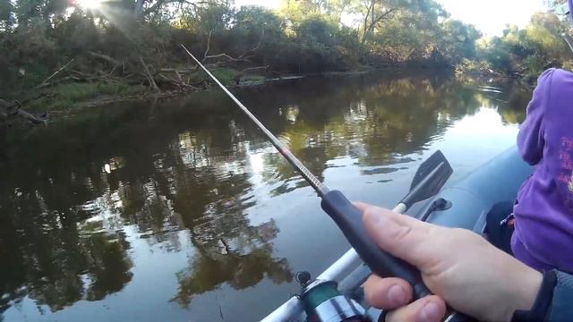 Рыбалка с лодки смотреть онлайн