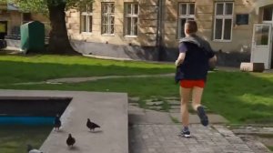 БЕГАТЬ ГОЛЫМ НА УЛИЦЕ (18+)