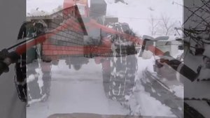 Мотоблок МТЗ - 08МТ.  Очистка двора от снега.