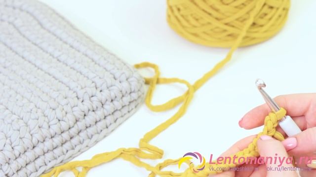 Рюкзак из трикотажной пряжи с накладным карманом. Очень подробно смотреть онлайн