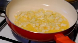 Щавелевый супчик с фрикадельками и плавленым сырком