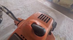 Husqvarna 323R