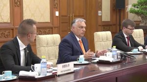 Премьер Венгрии Виктор Орбан встретился с председателем КНР Си Цзиньпином