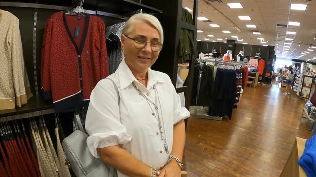 Такие примерки, аж руки трясутся! смотреть онлайн