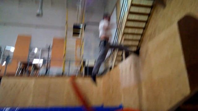 Trampo Wall смотреть онлайн