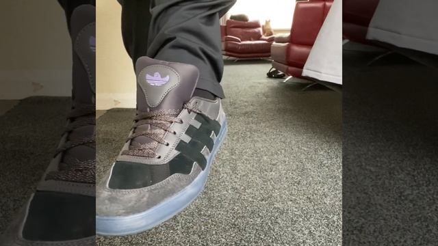 Adidas originals aloha super shoe Mark Gonzales utility black смотреть онлайн