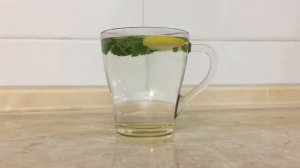 Чай с мелиссой. Как приготовить вкусный чай. Полезно и вкусно. Полезный чай. Мелисса.