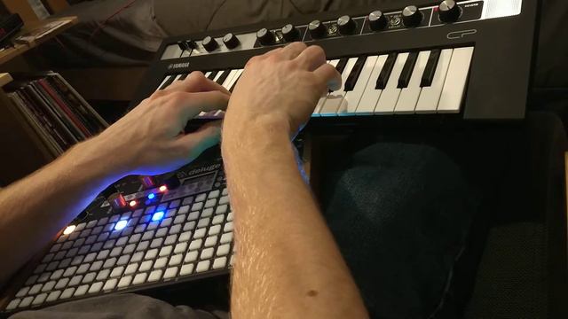 Beamer's #jamuary2019 day 22 - Synthstrom Deluge and Yamaha Reface CP смотреть онлайн