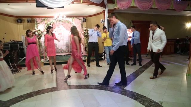 Плясун Рик 14.06.14 смотреть онлайн