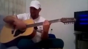 Хьусайн поет на гитаре хьоьца доцарг дуьне эшац