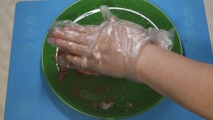 Грудинка на пару с чесноком и специями