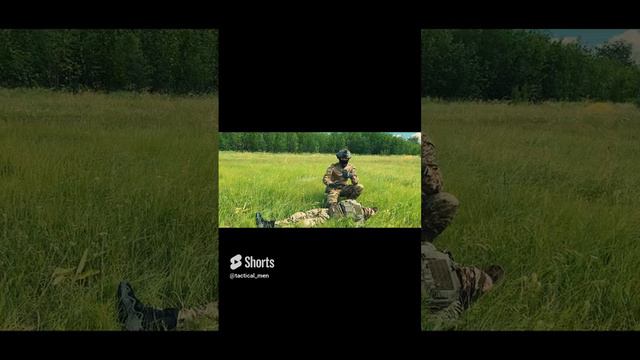 Эвакуация раненного с поле боя _ Тактическая медицина #сво #медицина смотреть онлайн
