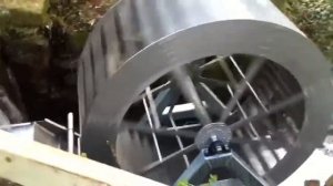 Колесо водяной мельницы на заказ из металла