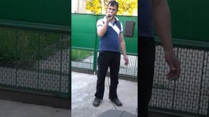 Таджик поёт красиво на русском языке 3