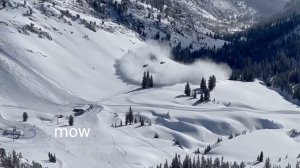 Два военных вертолета рухнули на горнолыжном курорте в США.