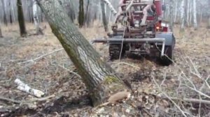 самодельный трактор-на дроварубе