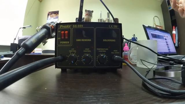 Многофункциональная цифровая термовоздушная паяльная станция ProsKit SS-989B смотреть онлайн
