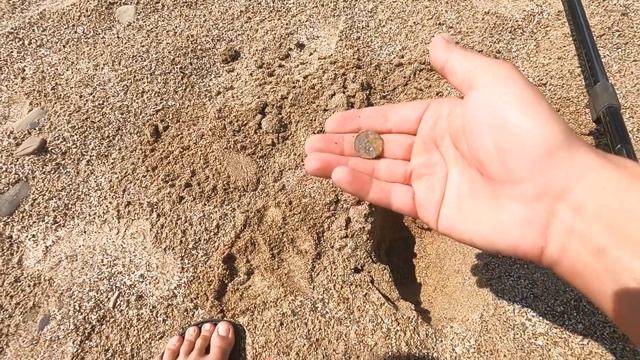 Коп на пляже в Крыму