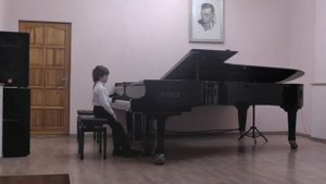 1. К.Черни-Гермер Этюд №17 C-dur 2. В.Ходош Золотой петушок. Исполняет Арсений Вересов