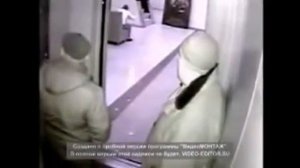 Армянчик целуются в лифте - ermeniler liftdə opüşüllər