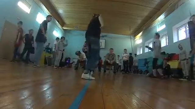 B Girl Battle Вероника vs Ника vs Масяня vs Dasha Di 1 круг смотреть онлайн
