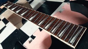 GUITAR IBANEZ RG SERIES