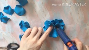 DIY/ ОБЪЁМНЫЙ ЦВЕТОК ИЗ ФОАМИРАНА/ ЛЕГКИЙ СПОСОБ СДЕЛАТЬ ЦВЕТОК СВОИМИ РУКАМИ/ flower of foamiran