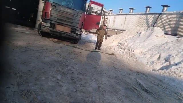 трос в лобовое стекло смотреть онлайн