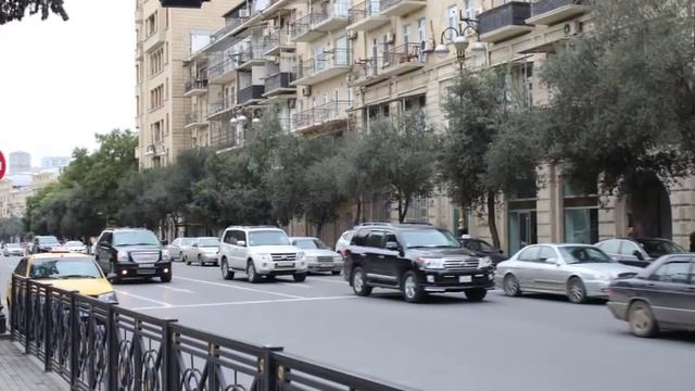 Прогулка по Баку (Эльвин и Гюлюмка), октябрь 2014 смотреть онлайн