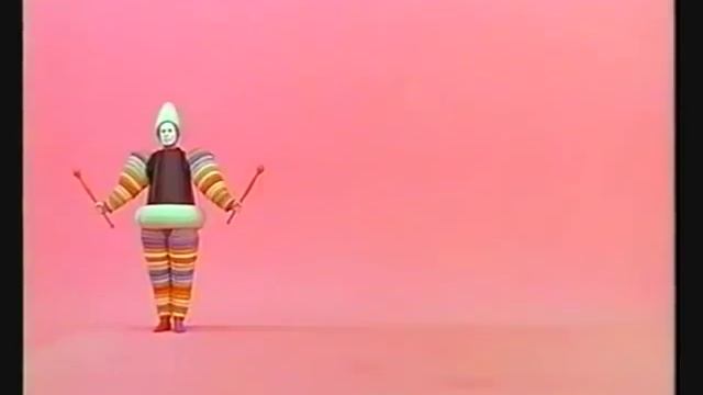 Triadisches Ballett von Oskar Schlemmer - Bauhaus (Best Quality) смотреть онлайн