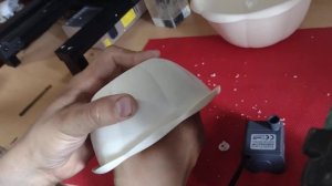 Поилка - фонтан для кошек за 2 минуты своими руками за 400 рублей (4,5$)