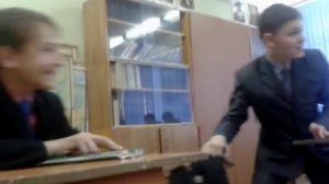 Как ведут себя отличники на уроках.