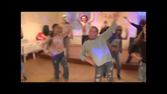 ТАНЦУЙ ПОКА МОЛОДОЙ. Продолжение...